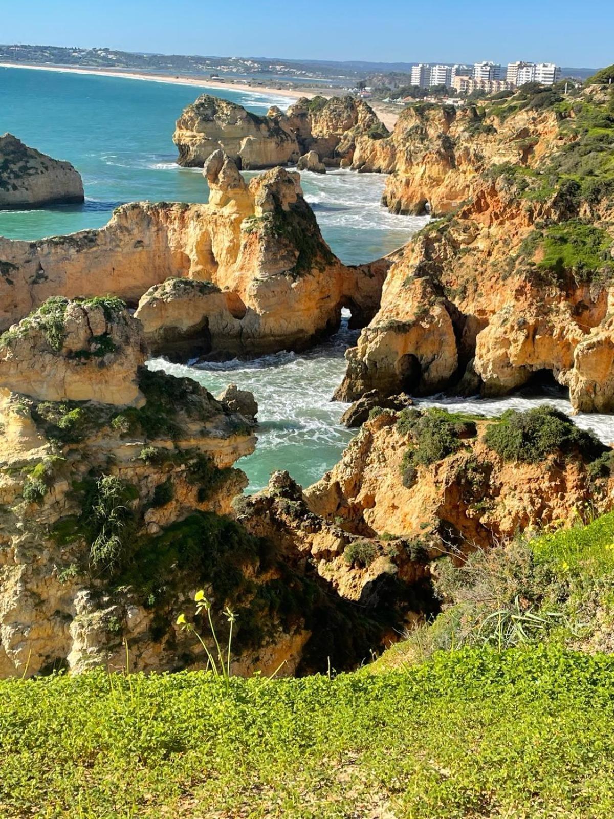 Vau Sea View, T2 Apartment, Close To Beach,ideal For Families Apartment Portimao