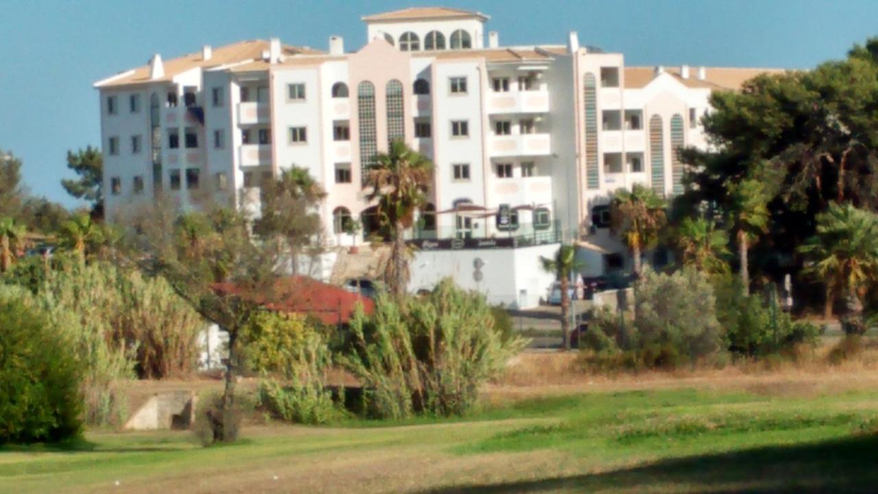 Apartment Vau Sea View, T2 Apartment, Close To Beach,ideal For Families